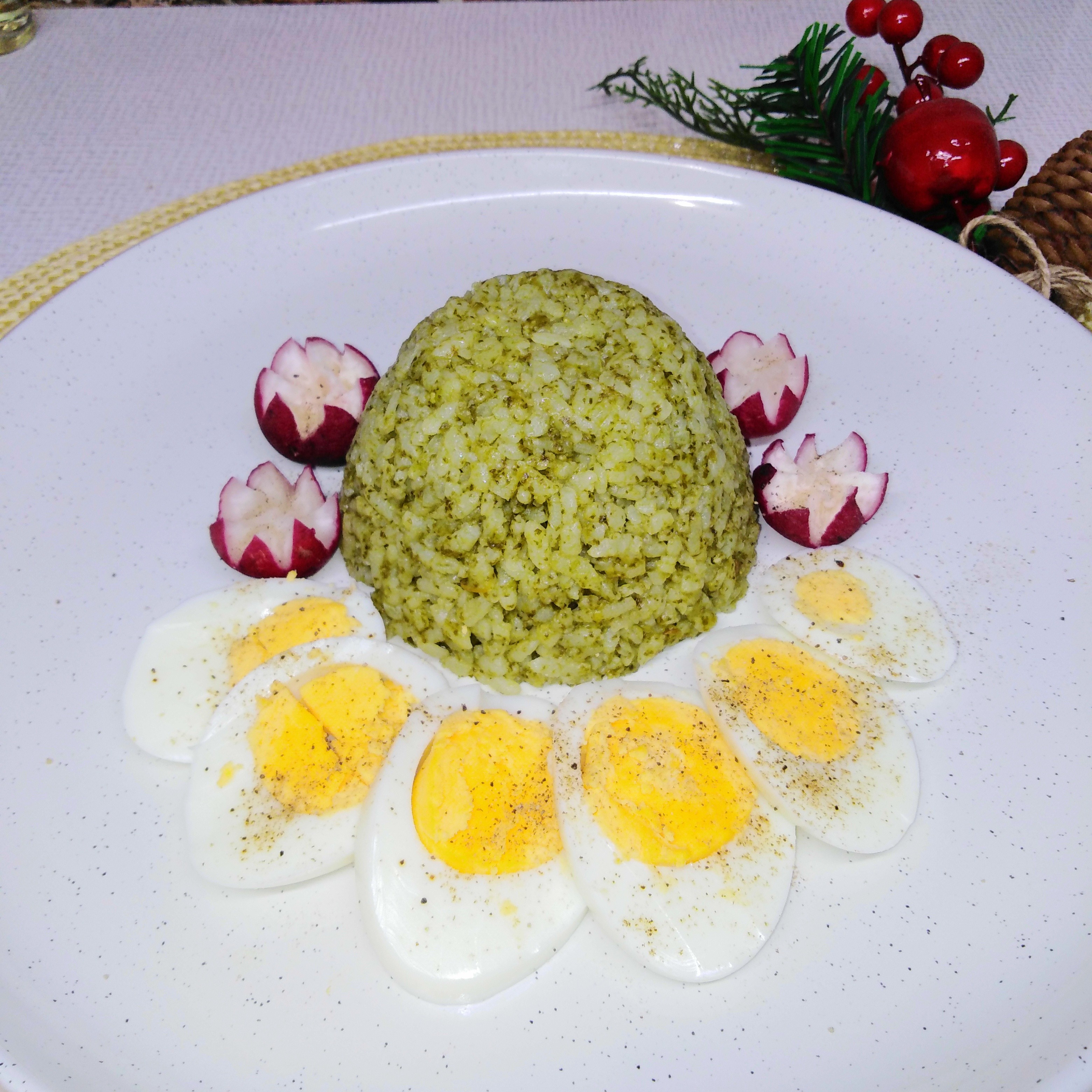 Гарнир- «зеленый рис» (arroz verde)