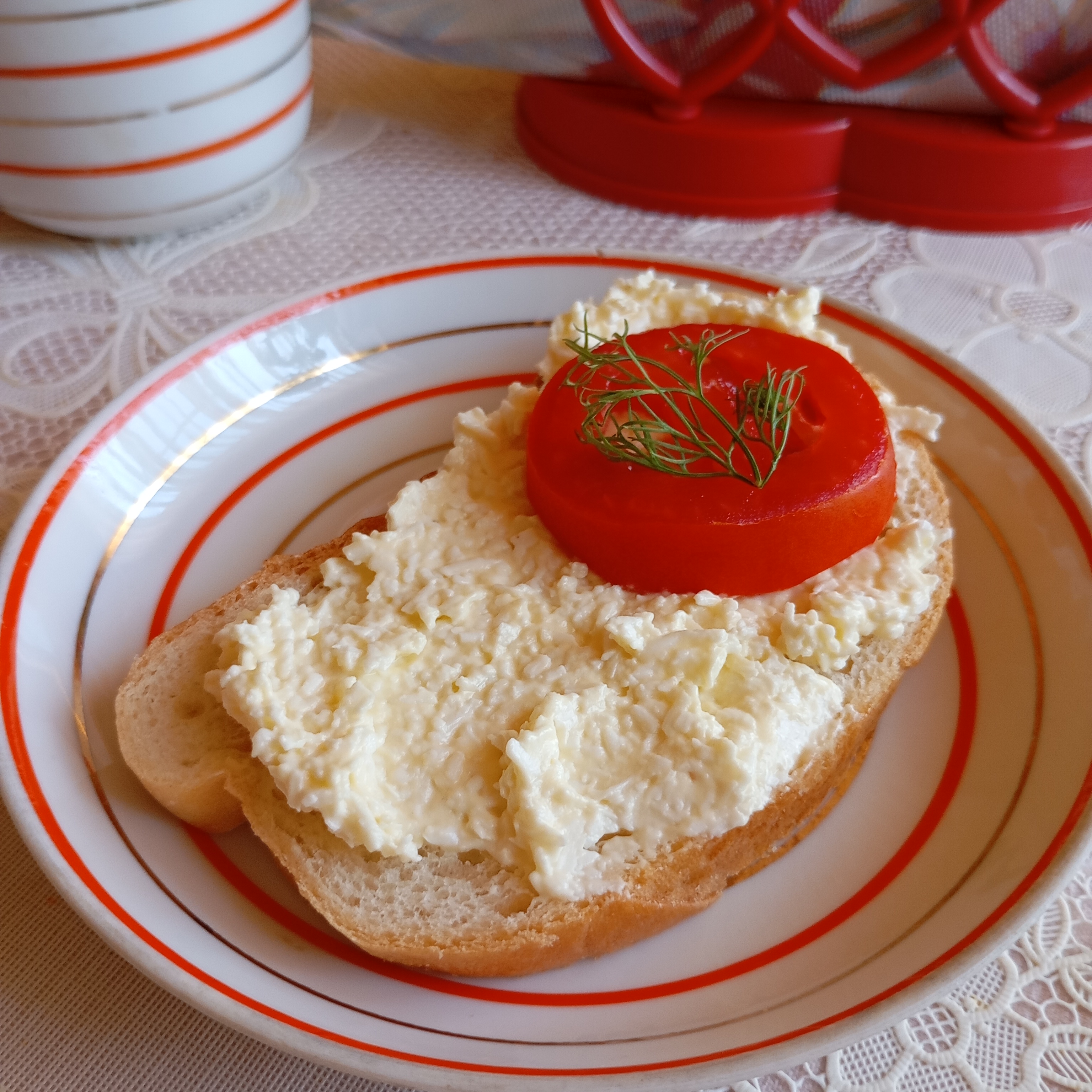 Бутерброды с еврейской закуской