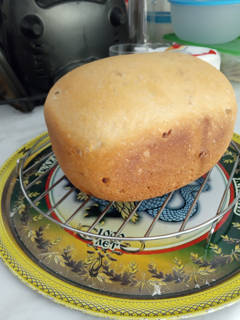 Хлеб с сыром и колбасой в хлебопечке