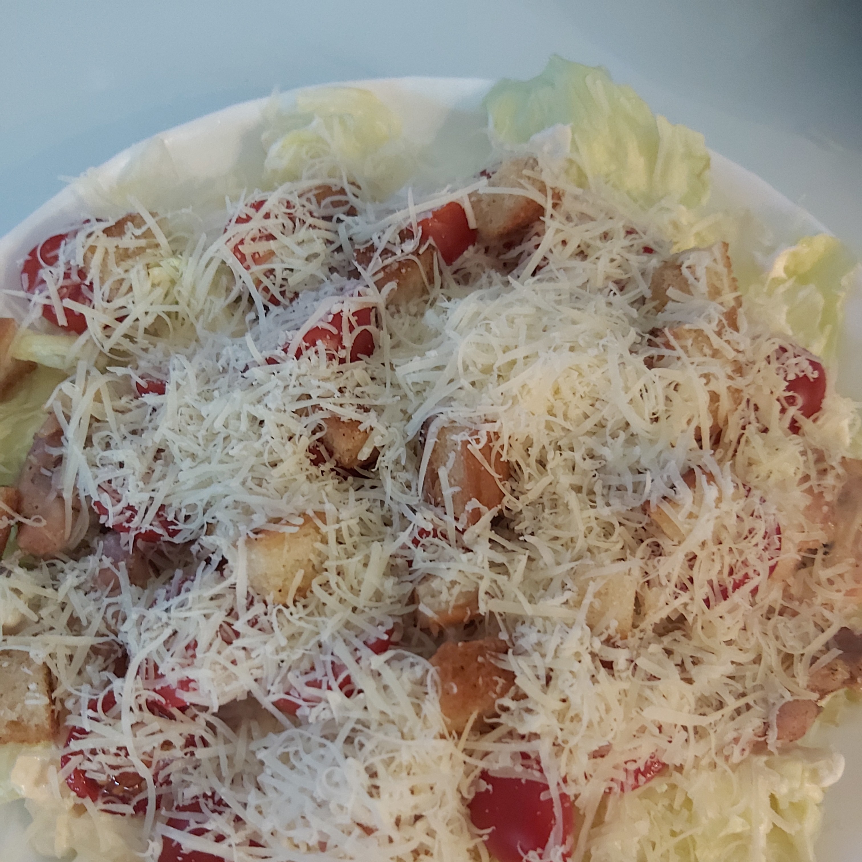 «Цезарь» - рецепт салата с курицей и сухариками