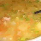 Суп гороховый с луком шалот и острыми греночками сухариками