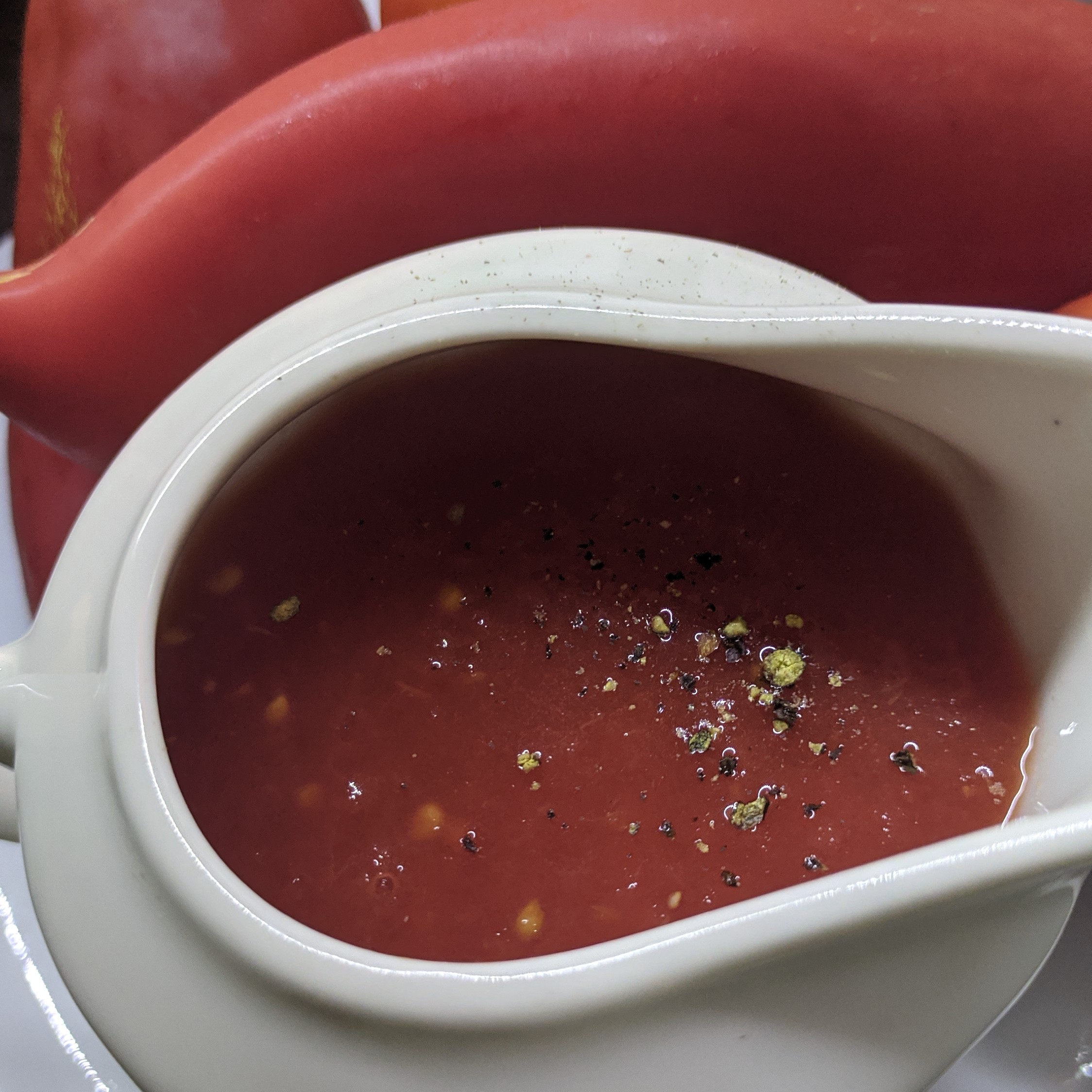 Соус из томатов с болгарским перцем и репчатым луком