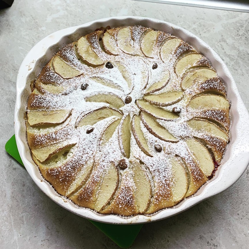 Яблочно-сливовый пирог