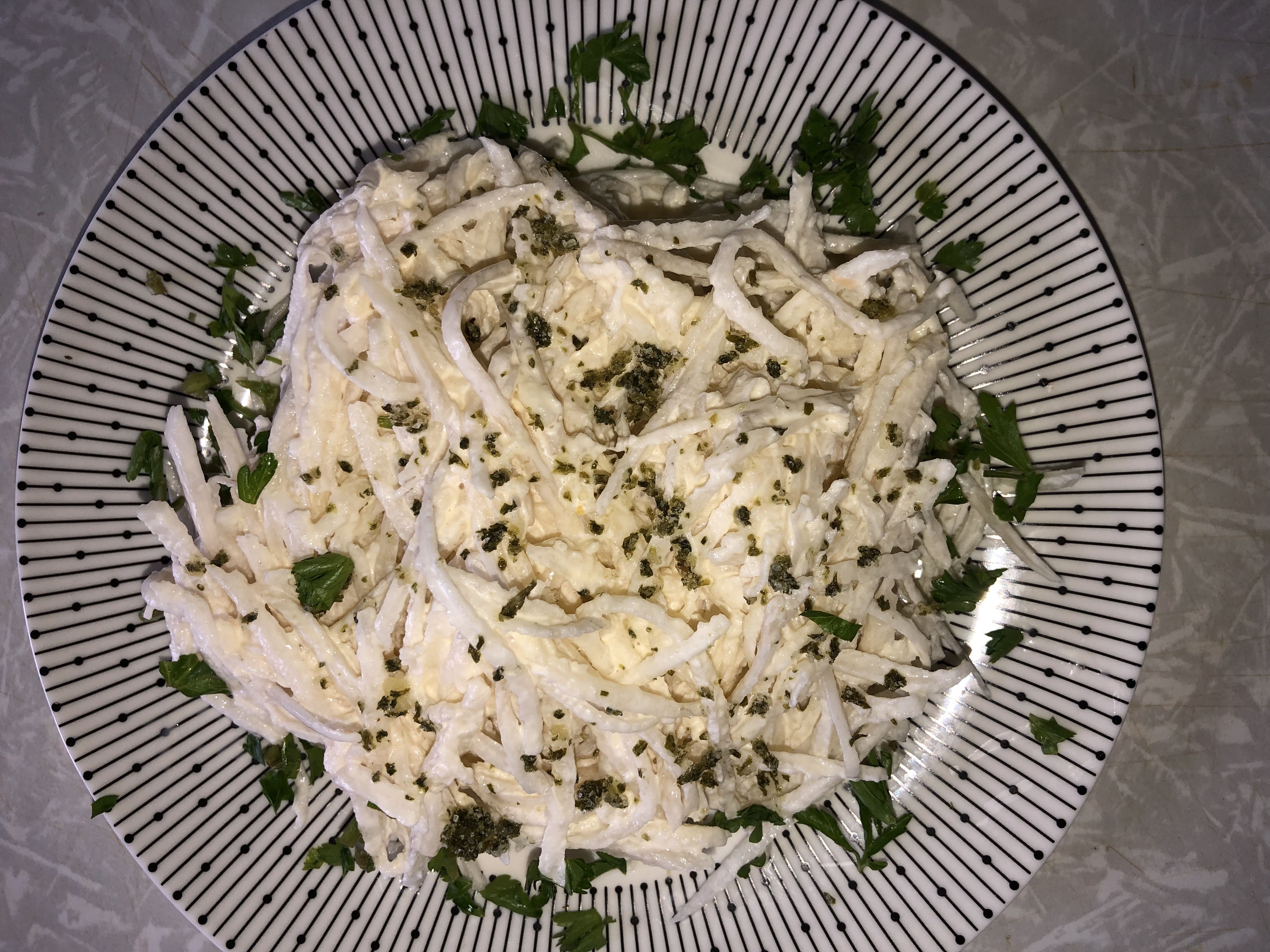 Салат из дайкона