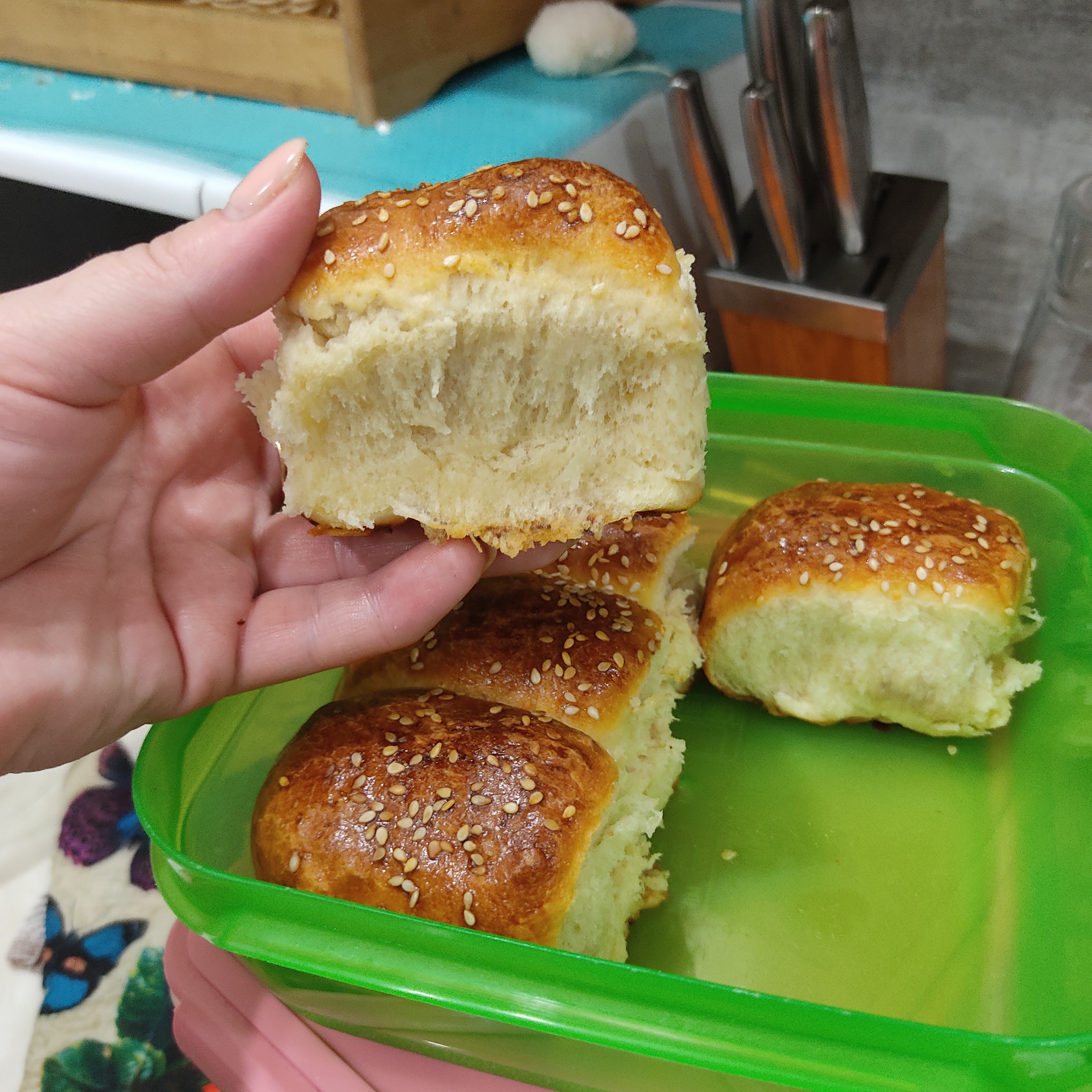 Булочки с сосисками из дрожжевого теста. Мягкие и пышные | Sausage buns from yeast dough