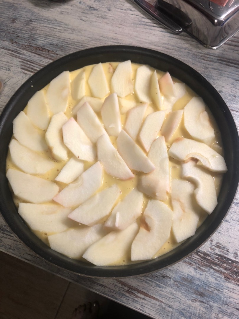 Шарлотка с яблоками🍏