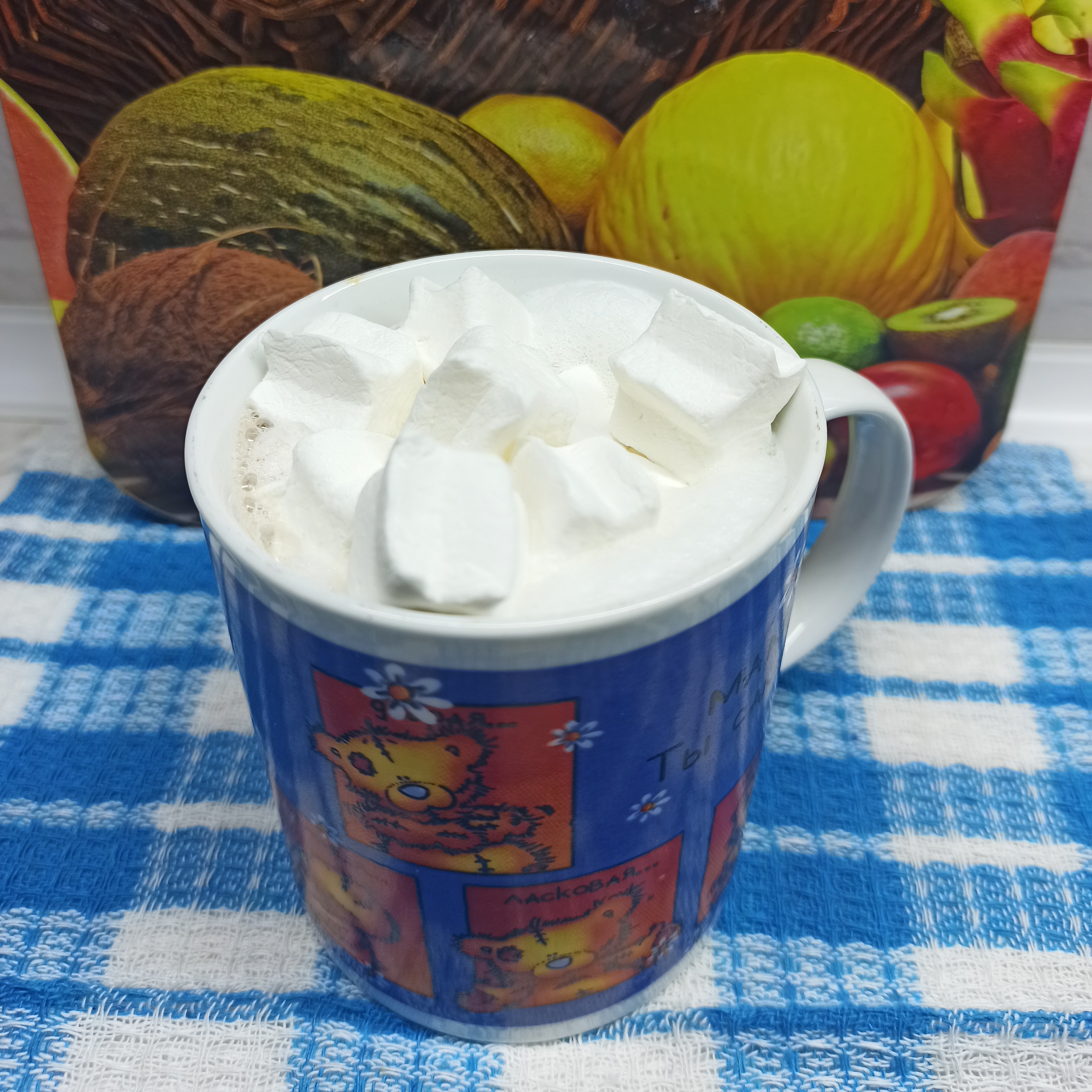 Осенний горячий напиток - какао с маршмеллоу