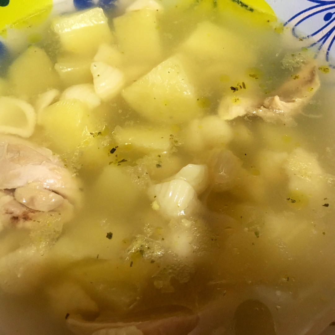 Легкий куриный суп (без зажарки). Очень вкусно и полезно!