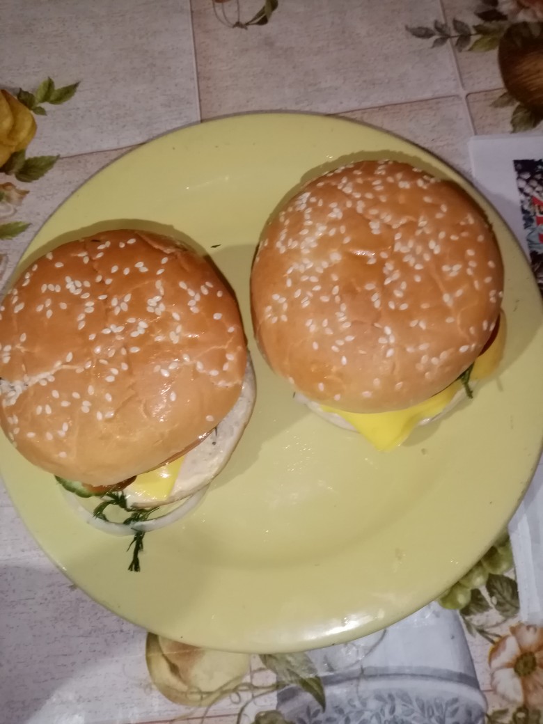 Домашние чизбургеры