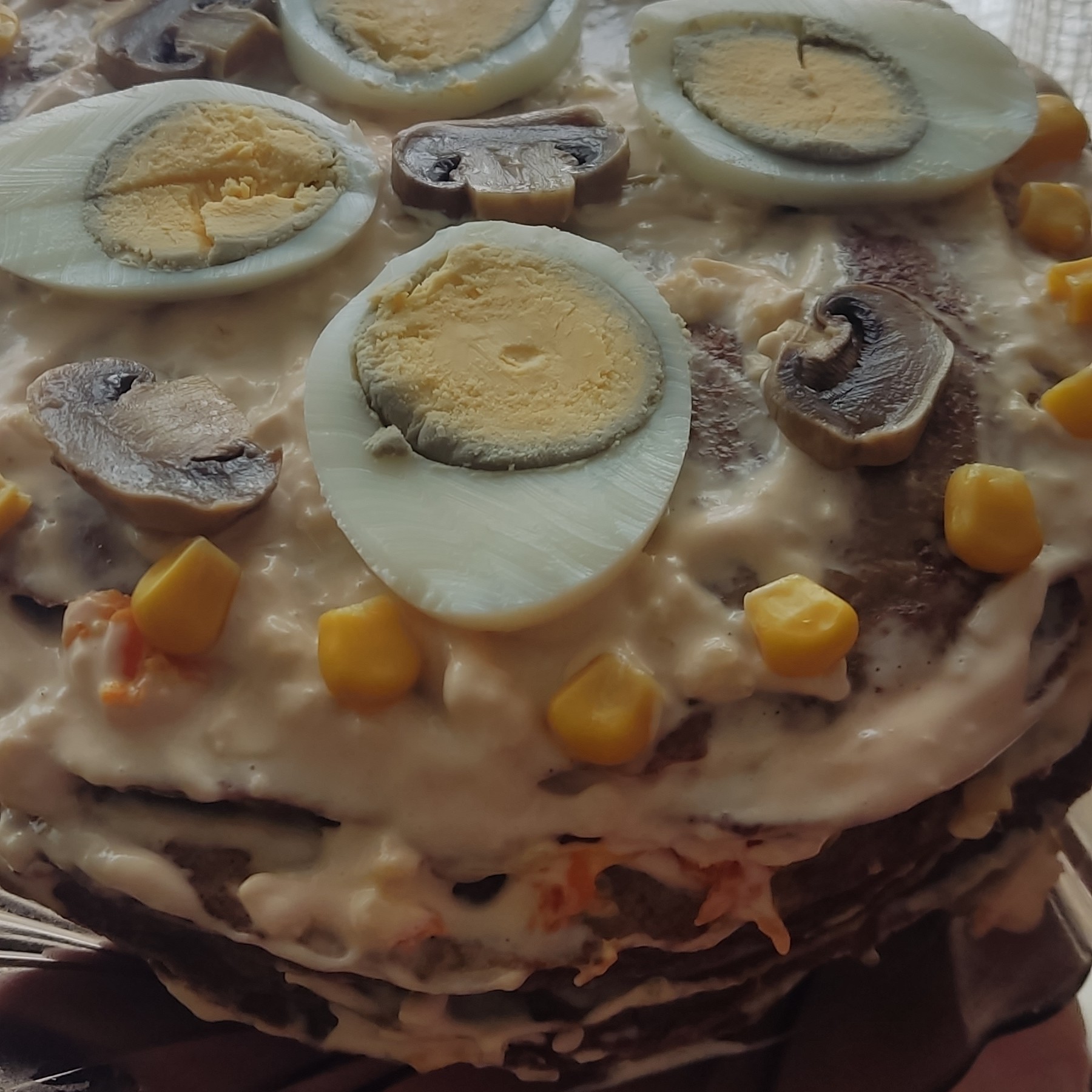Печеночный торт с грибами