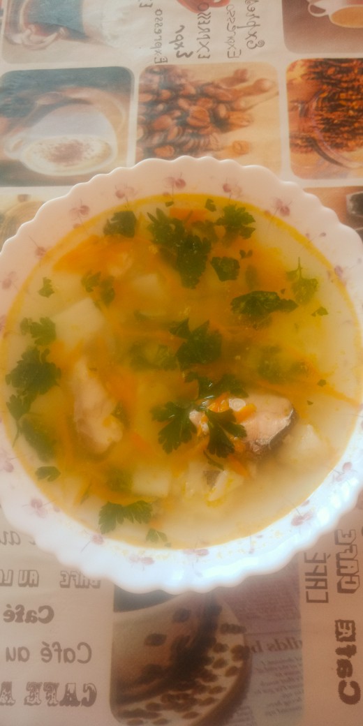 Суп рыбный из консервы (горбуша)