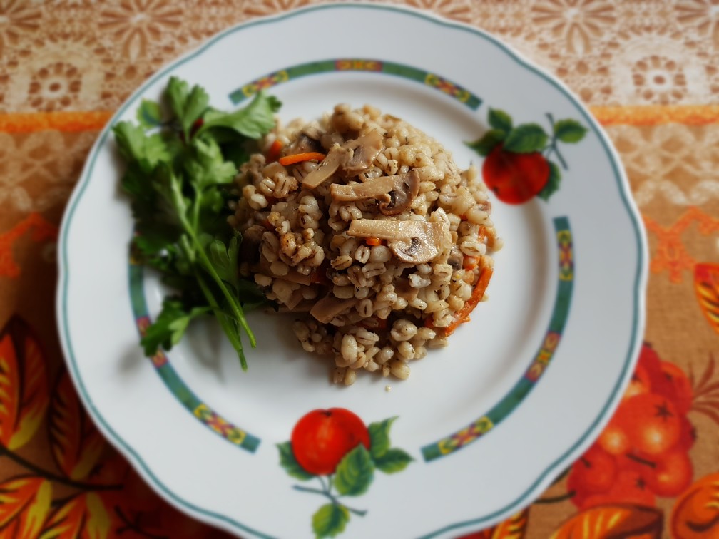 Перловка с шампиньонами