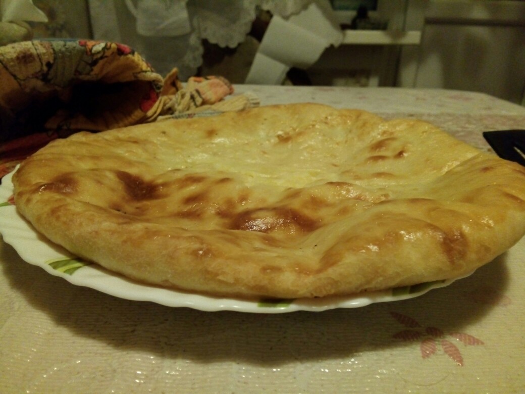 Осетинский пирог с картофелем и сыром Картофджин