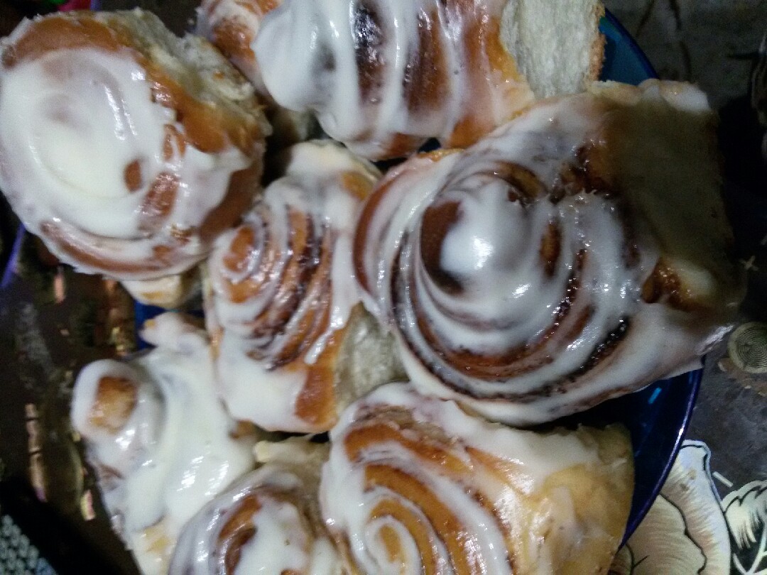 Булочки синнабон (Cinnabon) в сливочной глазури