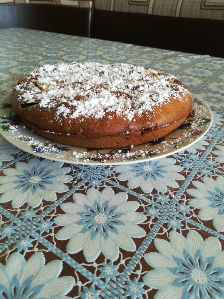 Шарлотка с яблоками