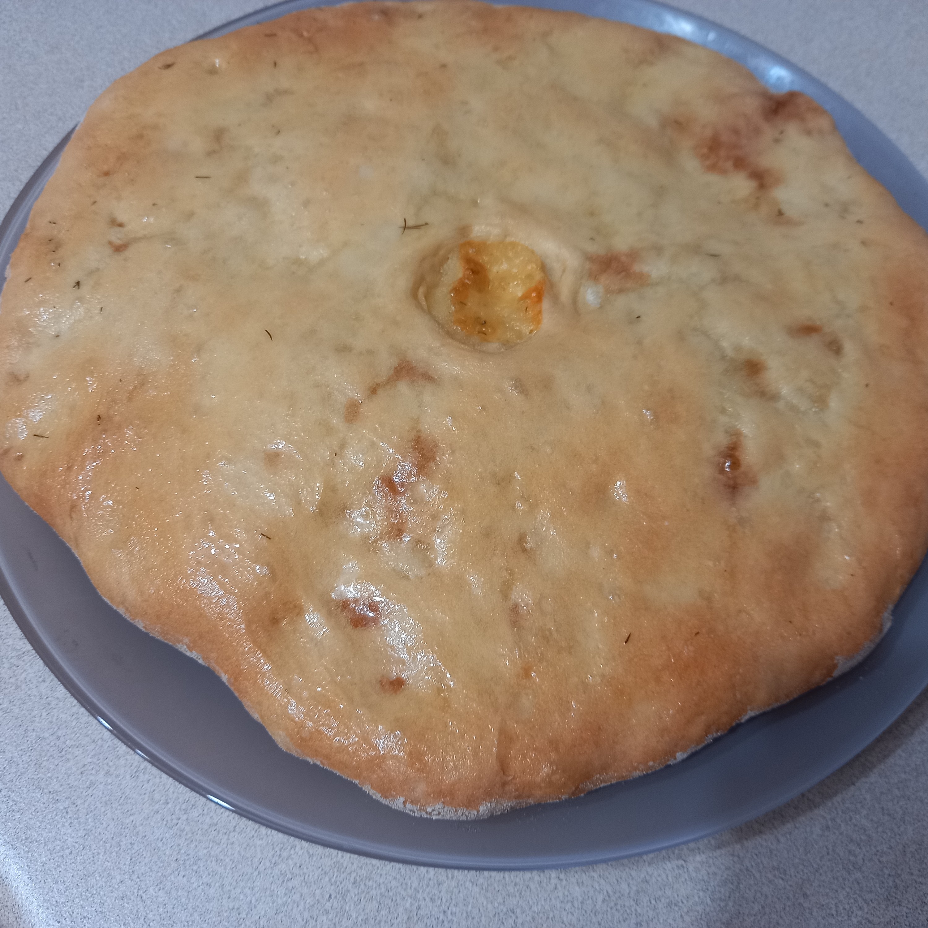 Осетиский пирог с сыром и с картошкой- картофджан