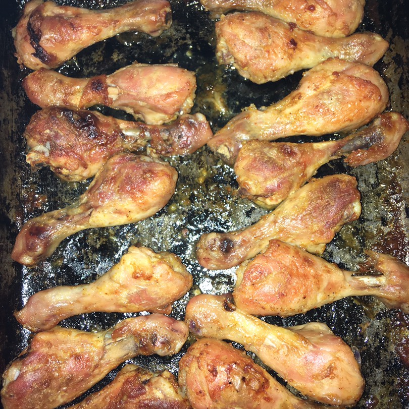 Запечённые куриные голени в духовке