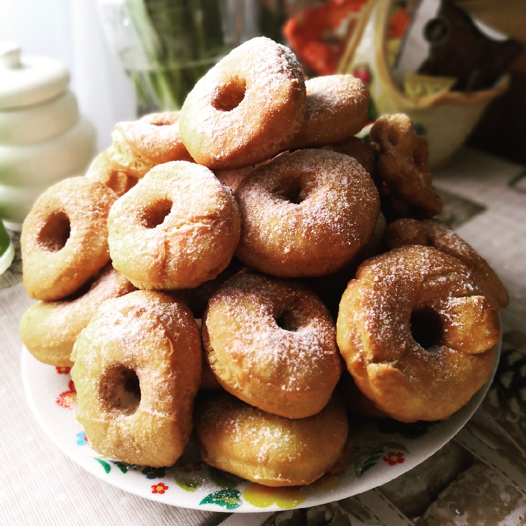 Пончики на кислом молоке 🍩 рецепт с фото пошаговый от Дарья Кондусова🌳 ✈️  - Овкусе.ру