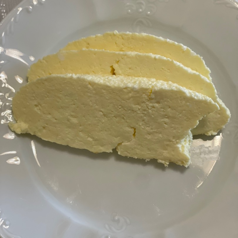 Домашний сыр из молока и сметаны с укропом!