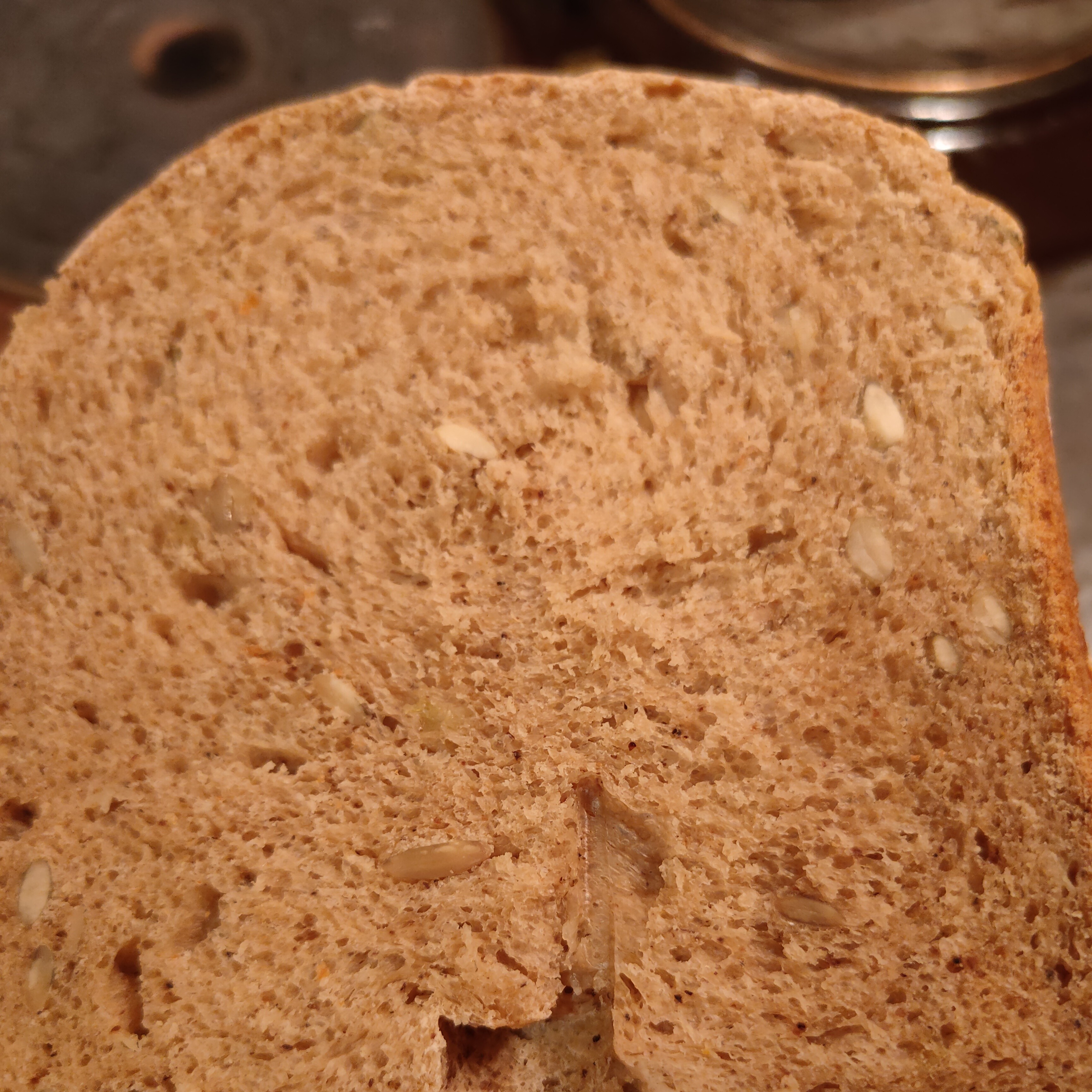 Луково-горчичный хлеб на солоде в хлебопечке