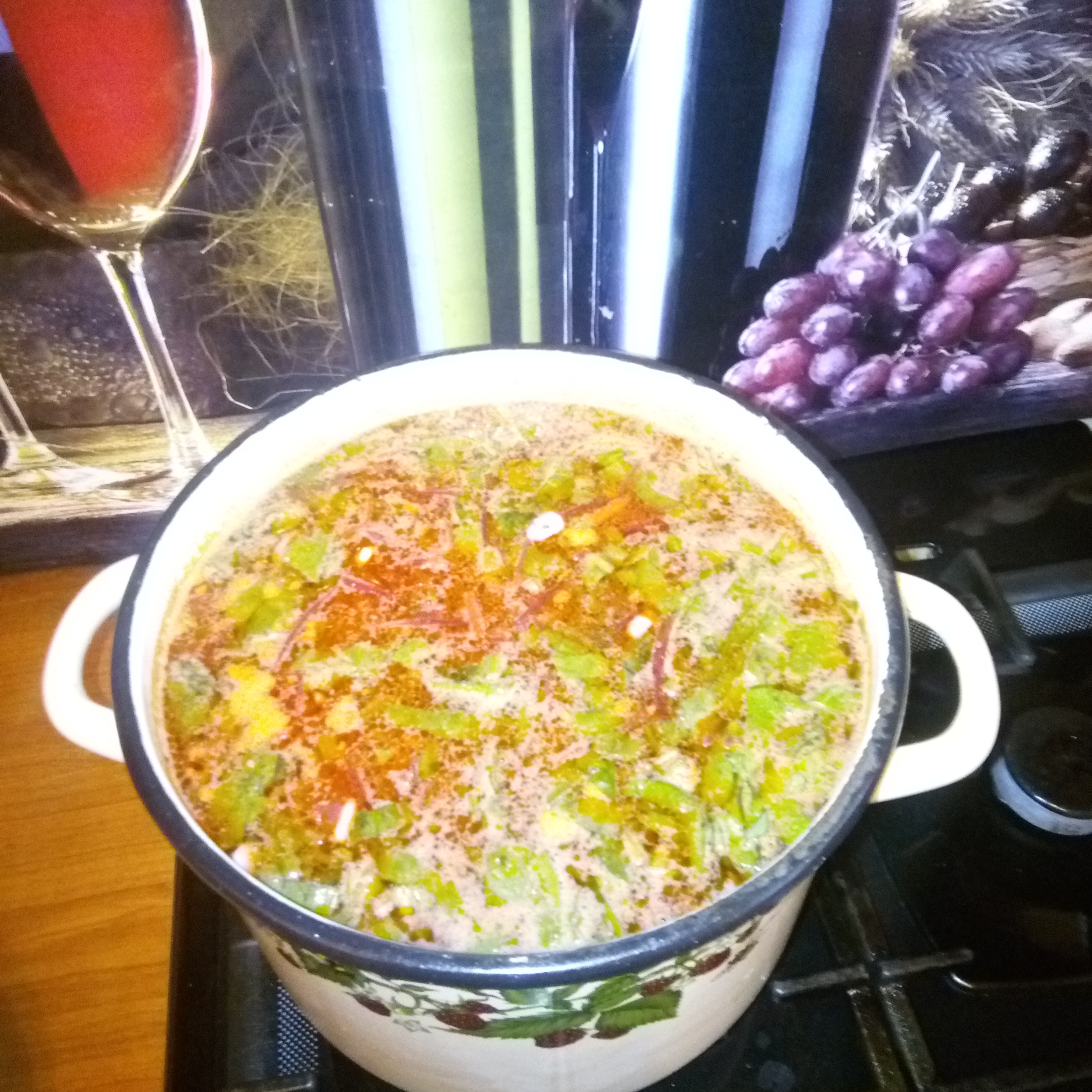 Свекольный суп со щавелем