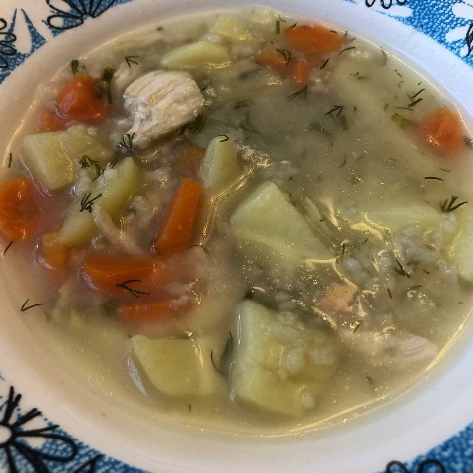 Легкий суп с куриной грудкой