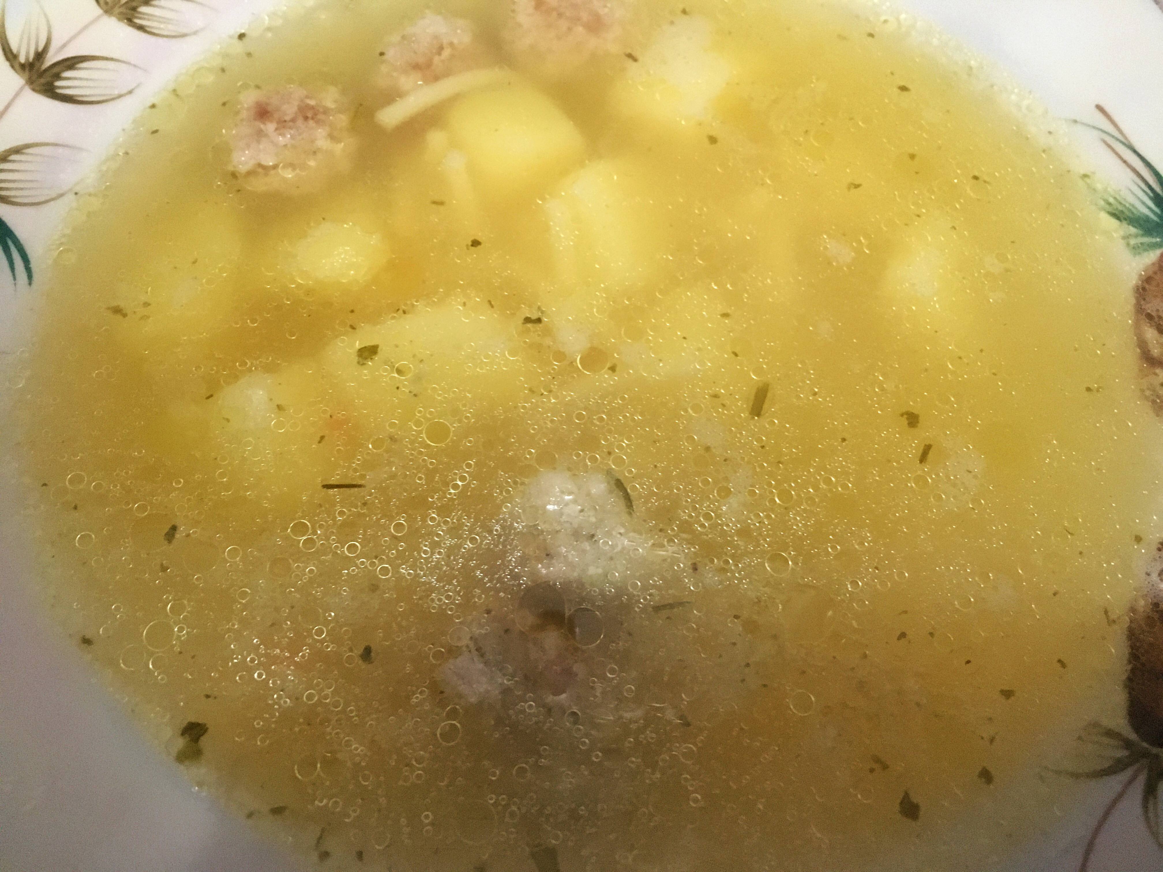 Суп с вермишелью и фрикадельками