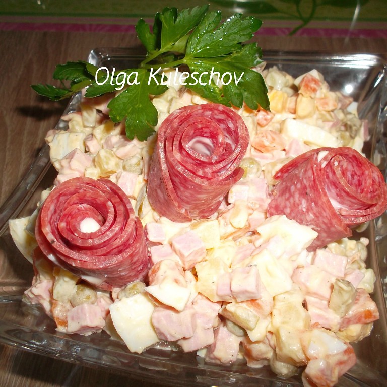 Роза из колбасы