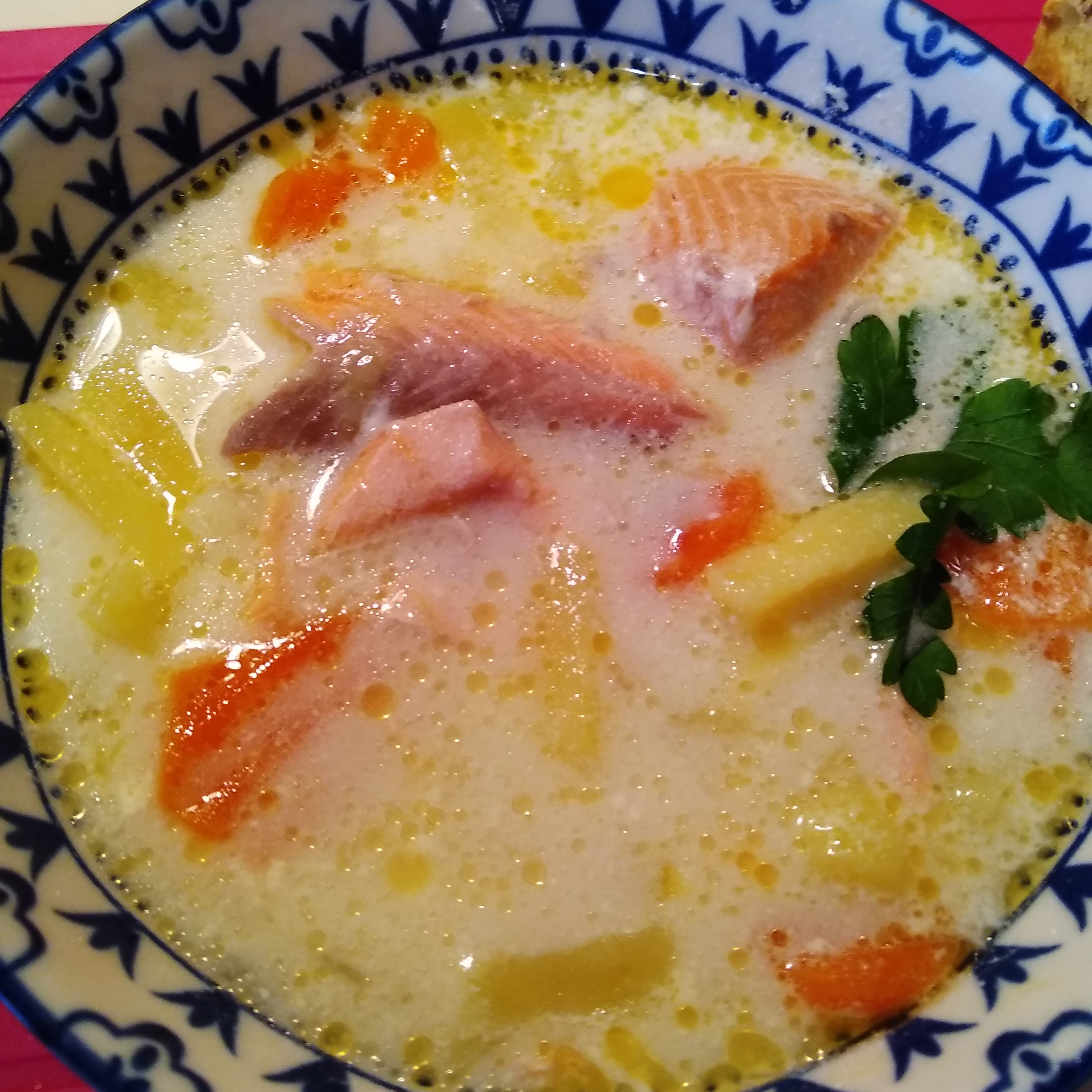 Лохикейтто - финский рыбный суп со сливками
