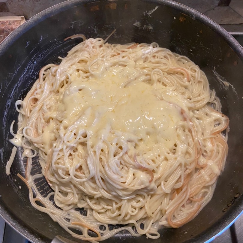 Спагетти с сыром в томатно-творожном соусе
