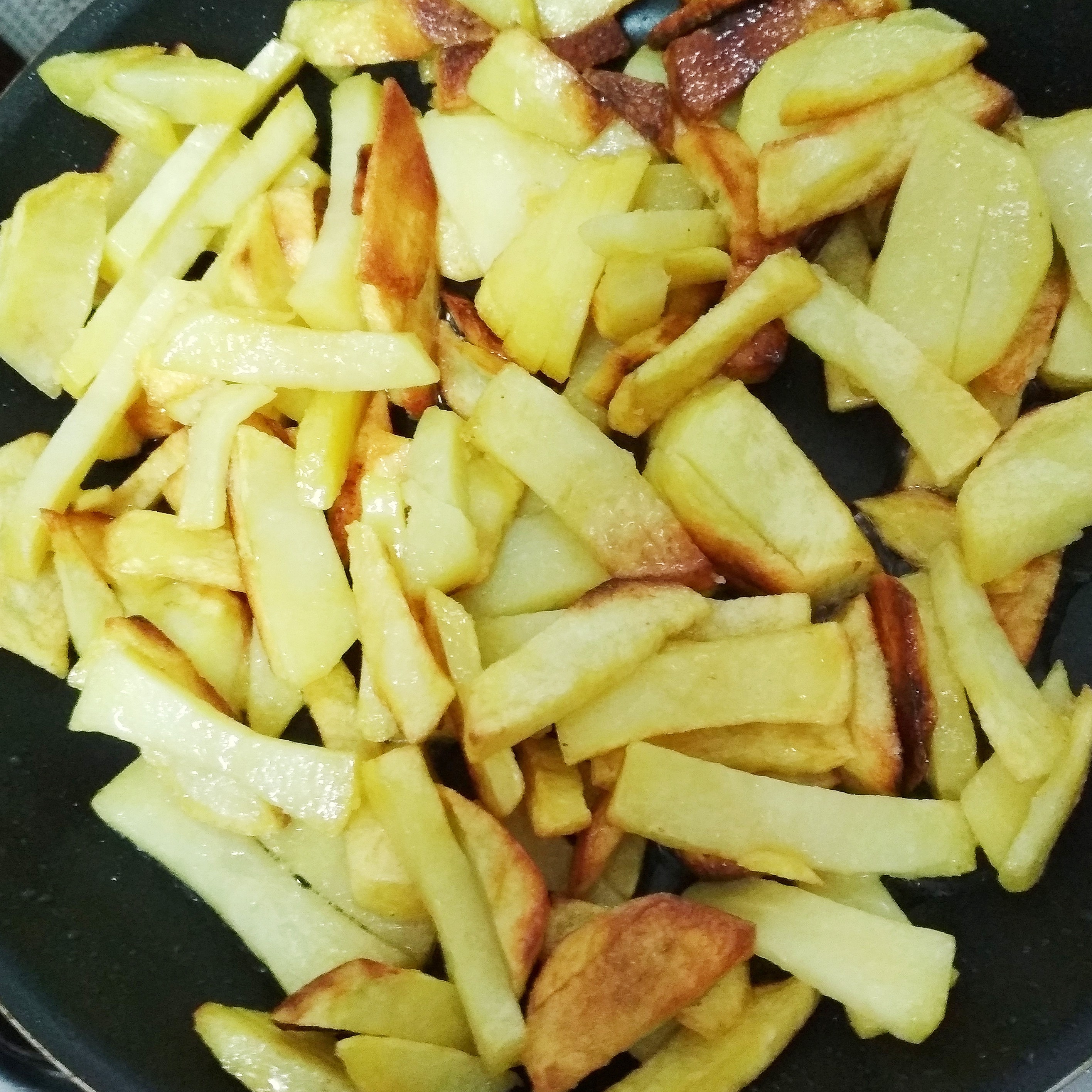 Жареная картошка 🍟