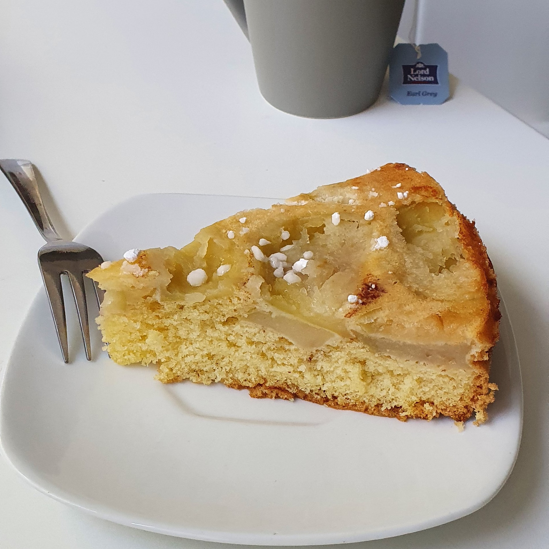 Шарлотка с яблоками рецепт в духовке 🍰