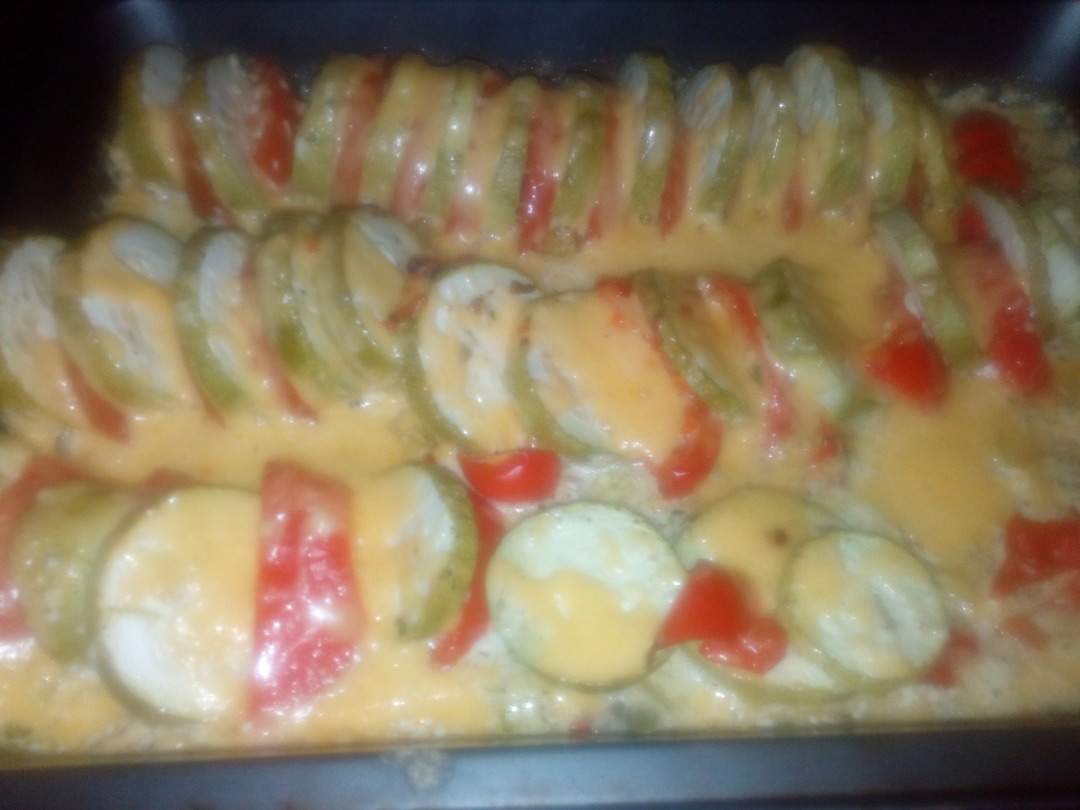 Вкуснейшие кабачки с помидорами в духовке!