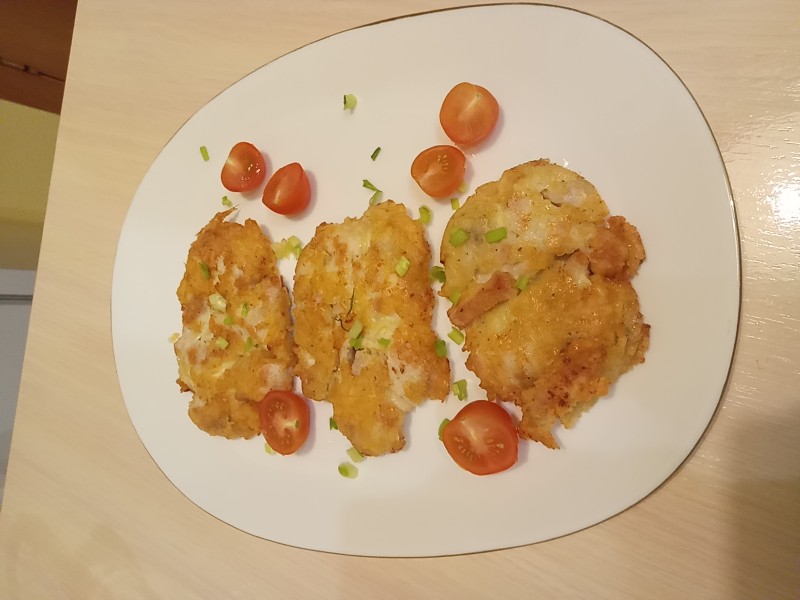 Рубленые котлеты с курицей и сыром