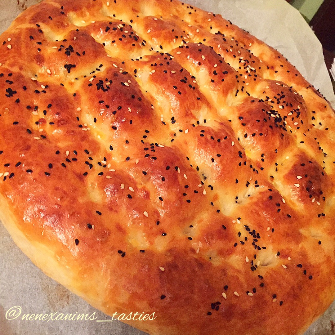Ramazan pidesi (Турецкий хлеб)