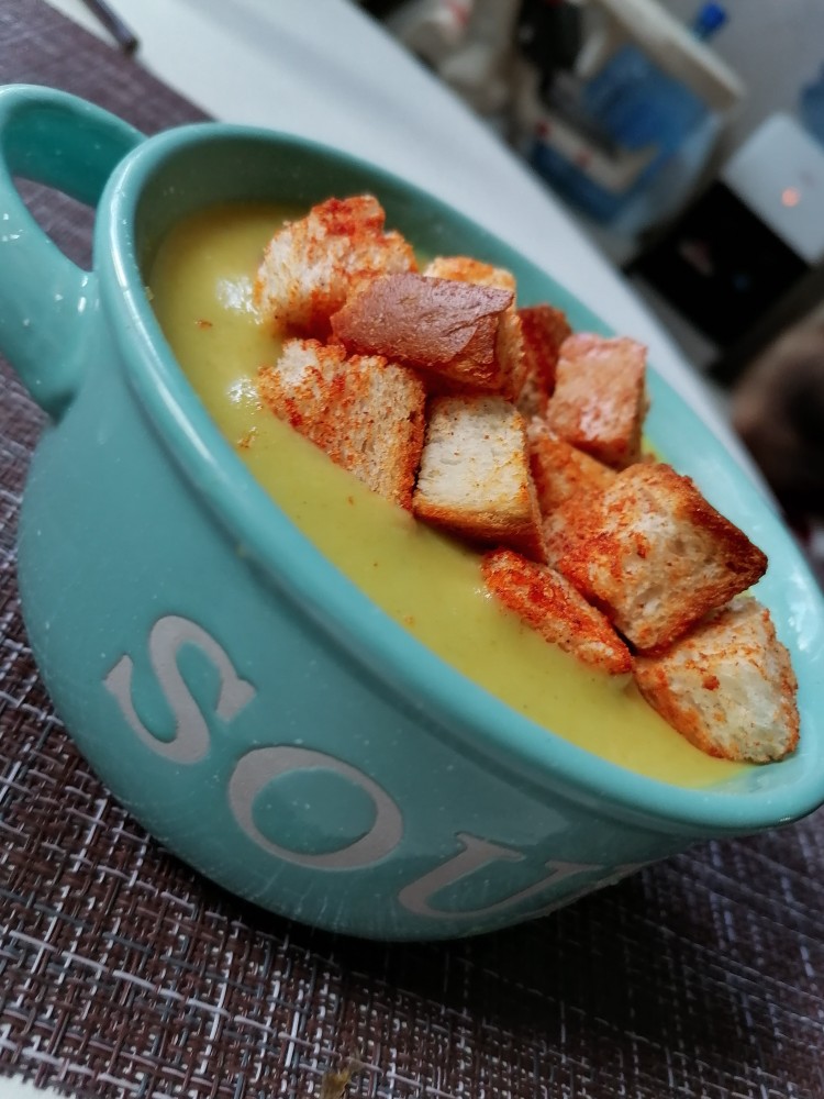 Сырое-овощной крем суп