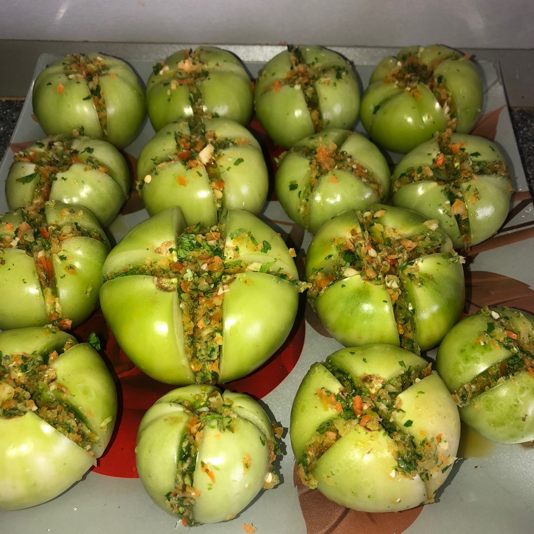 Фаршированные зелёные помидоры на зиму
