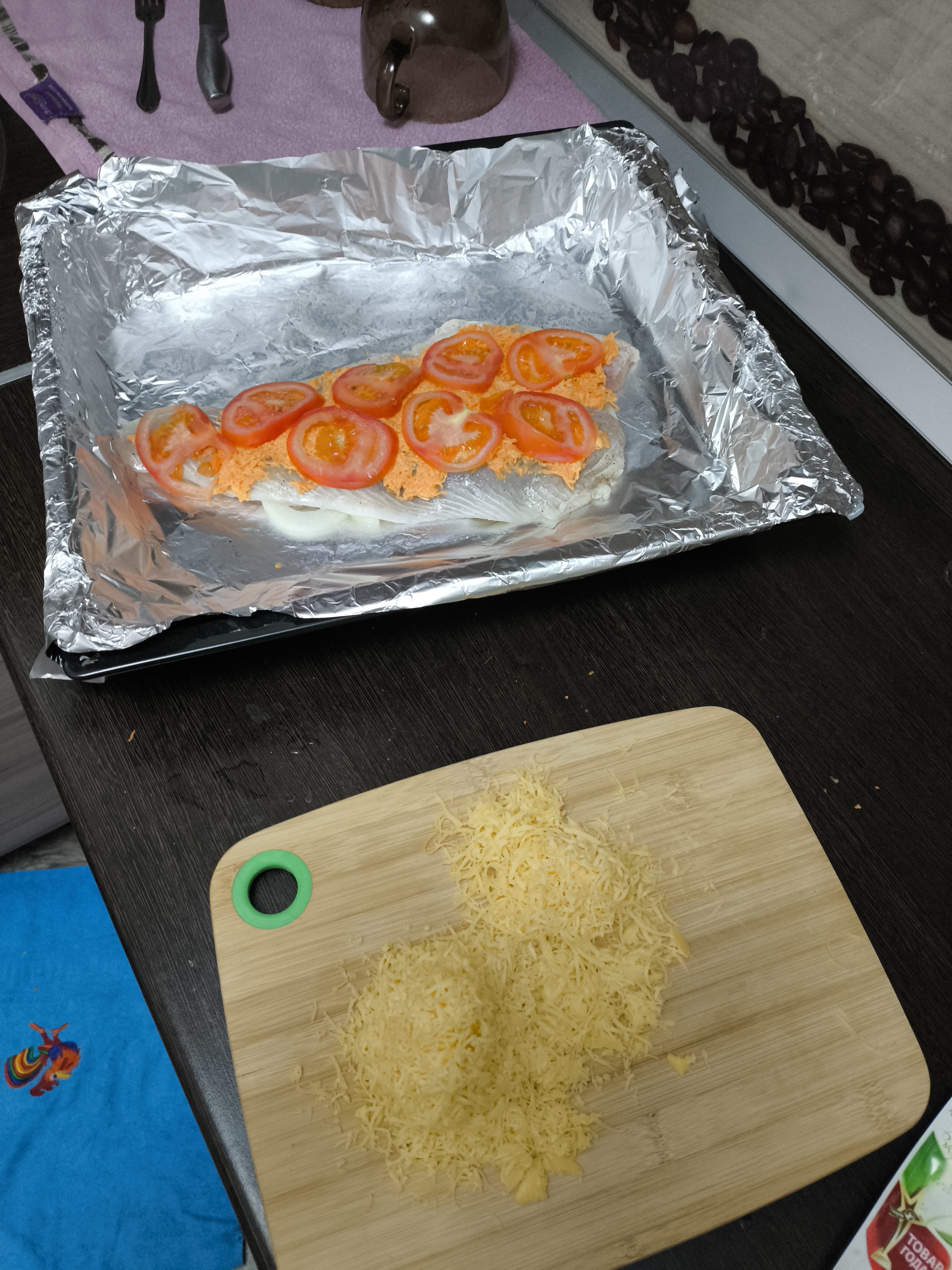 Пангасиус с овощами в духовке