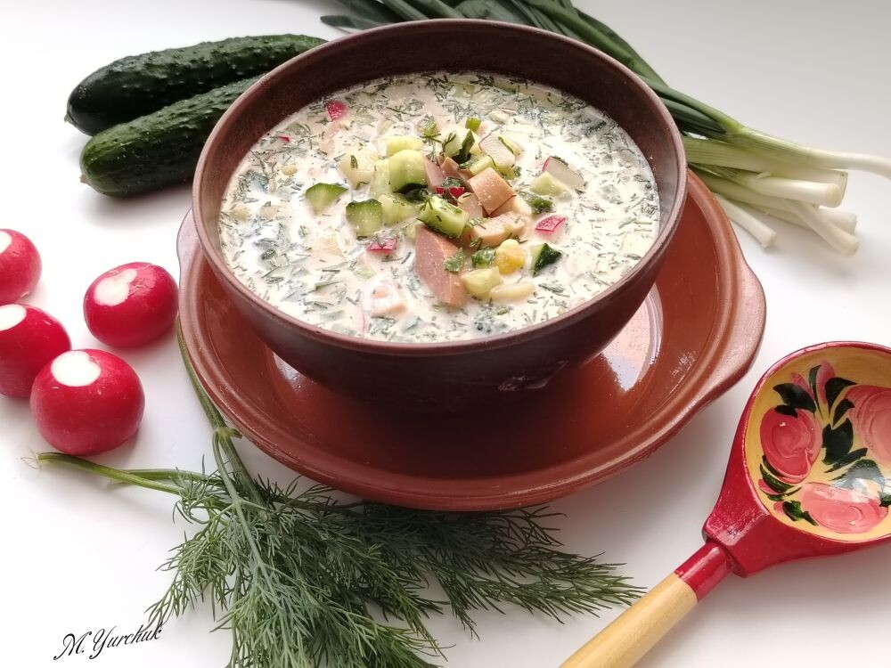 Классический рецепт окрошки с квасом и колбасой 