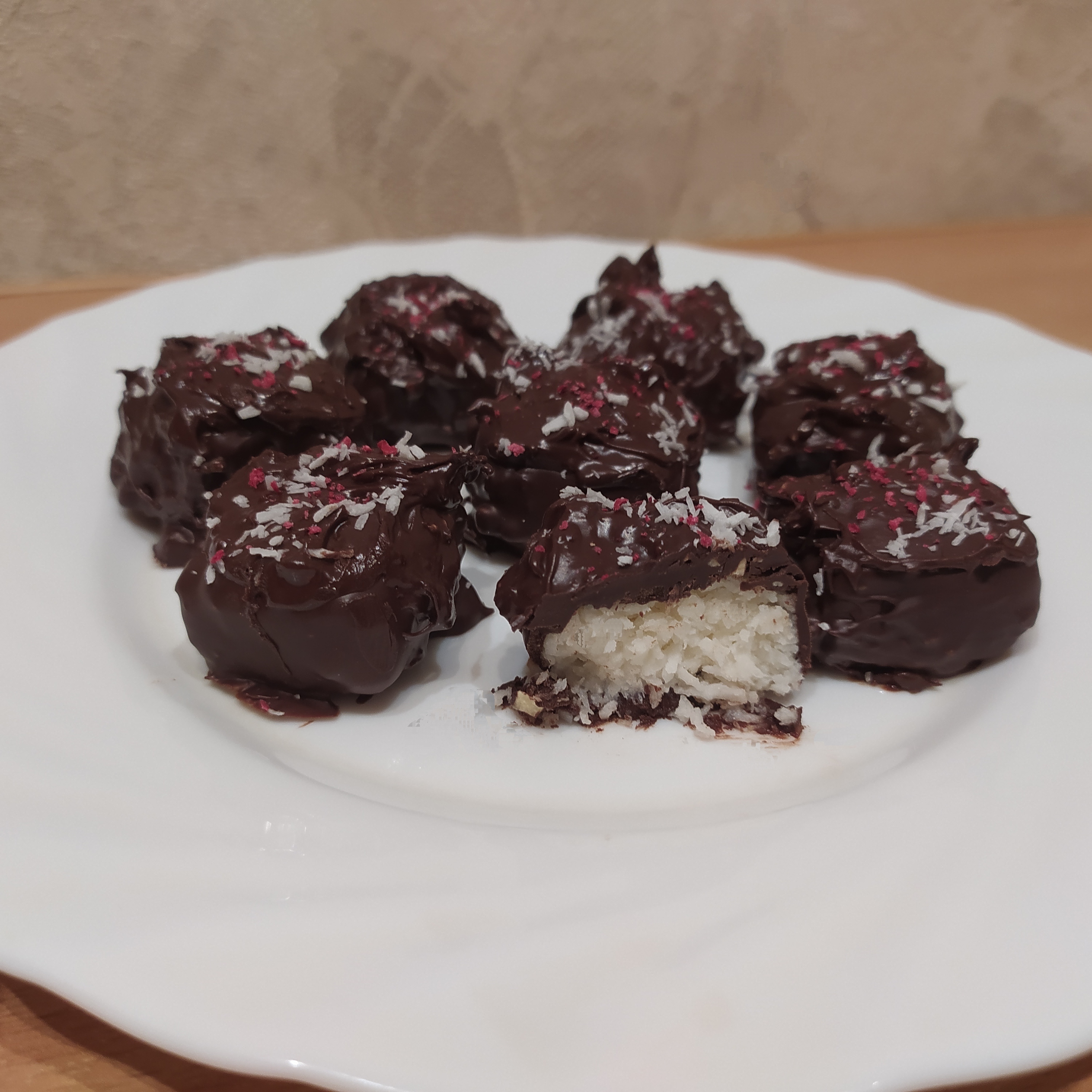 Кокосовые конфеты с апельсиновым соком 
