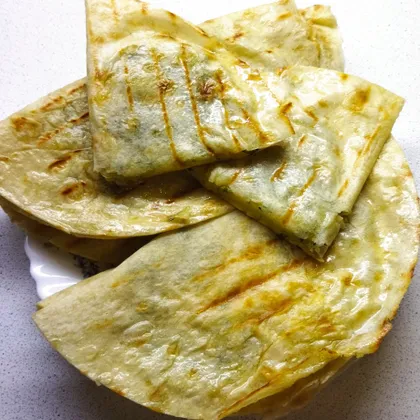 Кыстыбай из лаваша с картошкой и сыром