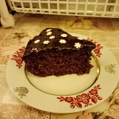 Мегашоколадный пирог с вишней в мультиварке