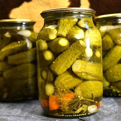 Хрустящие маринованные огурчики