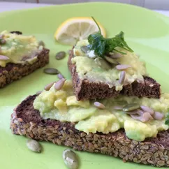 Его величество Авокадо-тост!🥑🥑🥑