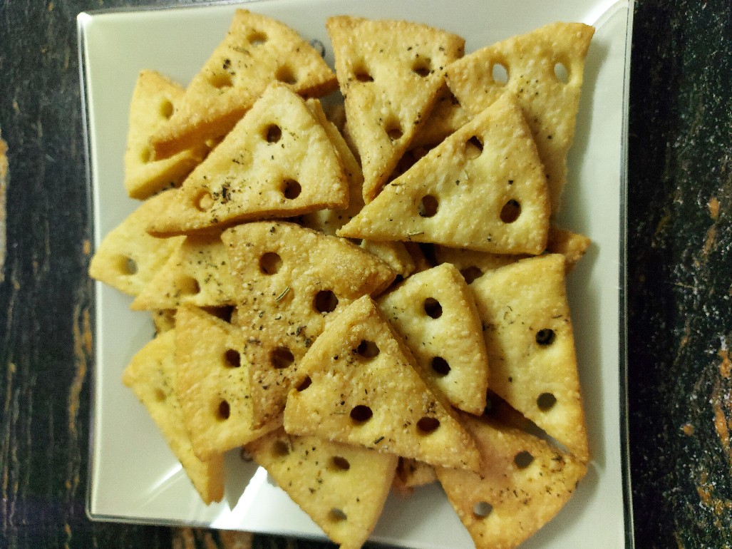Сырные крекеры