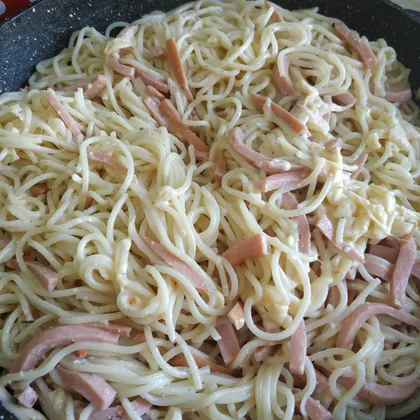 Спагетти с соусом карбонара