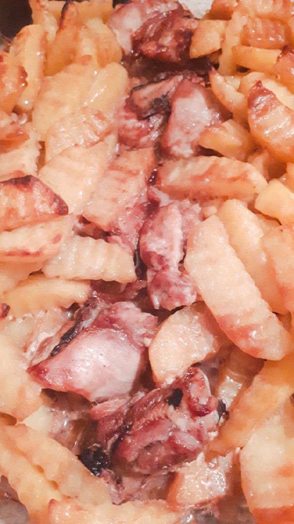 Запеченный картофель с курицей в соусе терияки