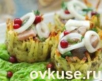 Закуска «Корзиночки из картофеля с сельдью»