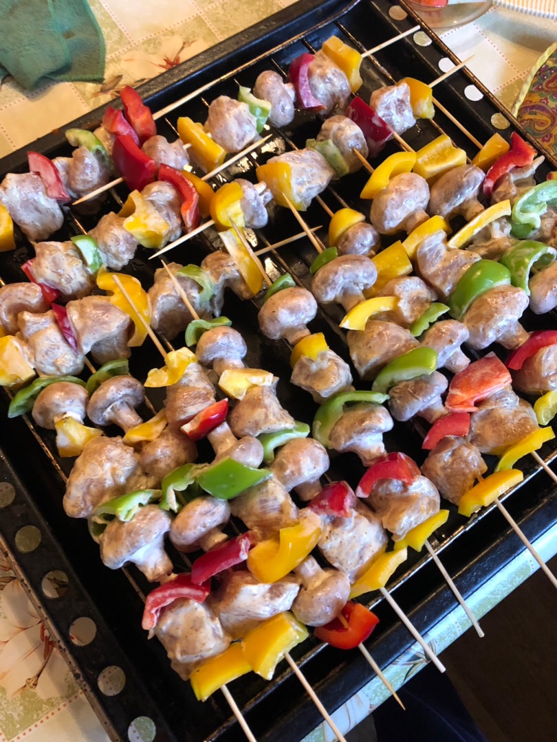Шашлычки на шпажках