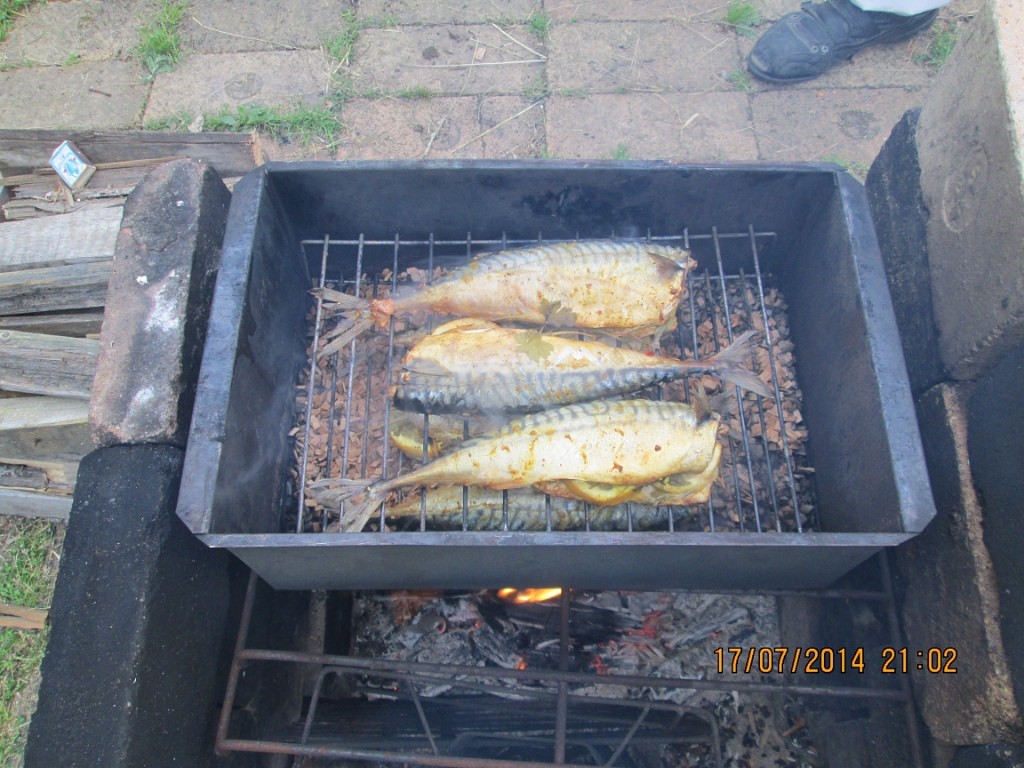 Скумбрия с грибами копчёная